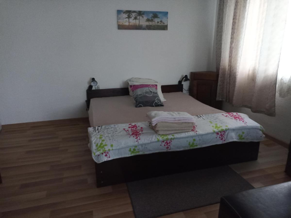 Apartmán Stai Za Gosti Bazdarovi Bjala Exteriér fotografie